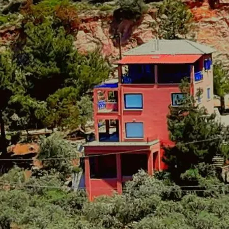 Semesterbostad Chrysi *