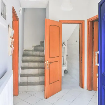 Chrysi Semesterbostad *